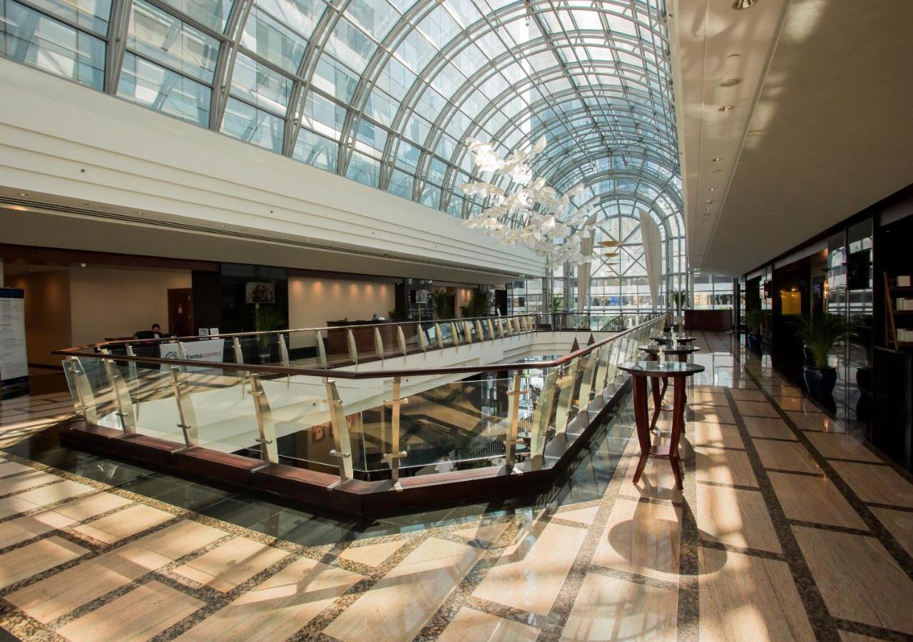 Dusit Thani Dubai photo