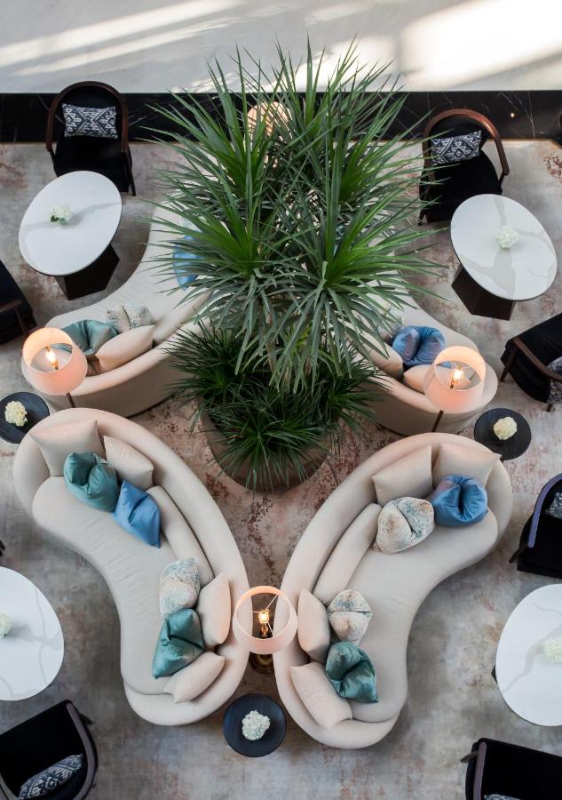 Dusit Thani Dubai photo