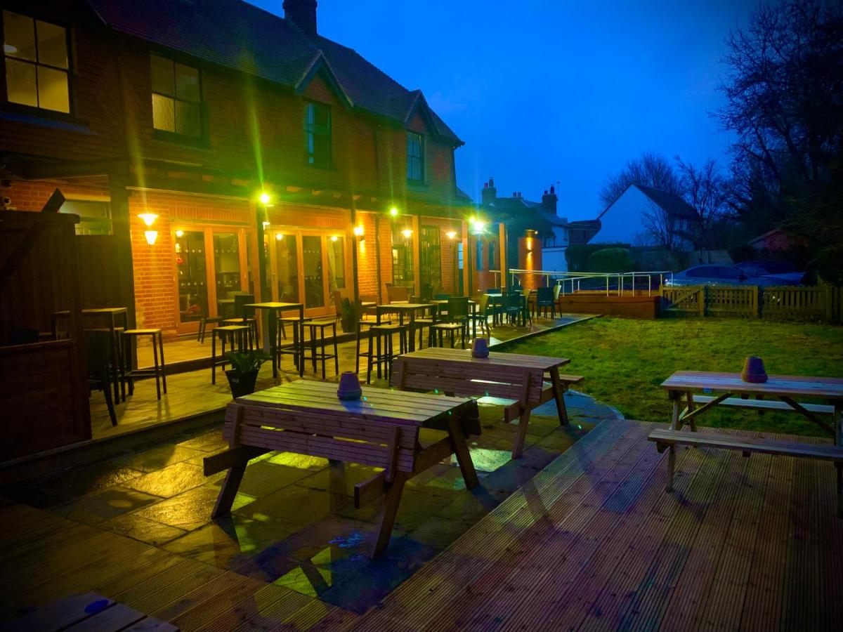 Crown & Anchor photo