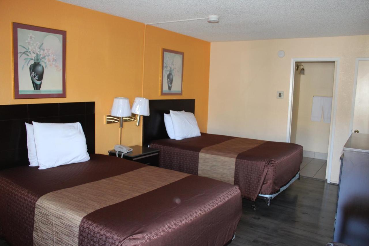 Redwood Budget Motel — photo 6