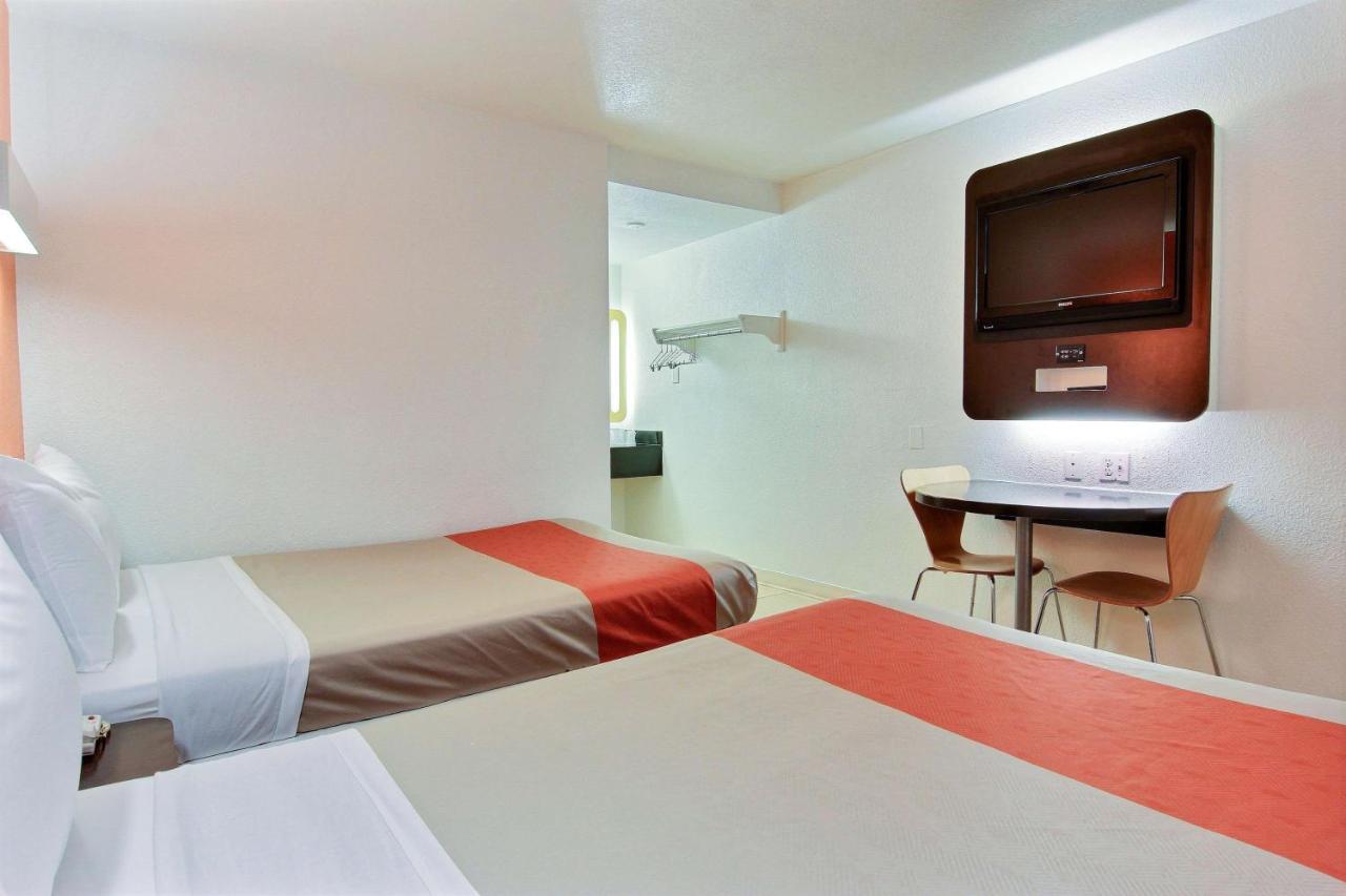 Padre Motel — photo 21