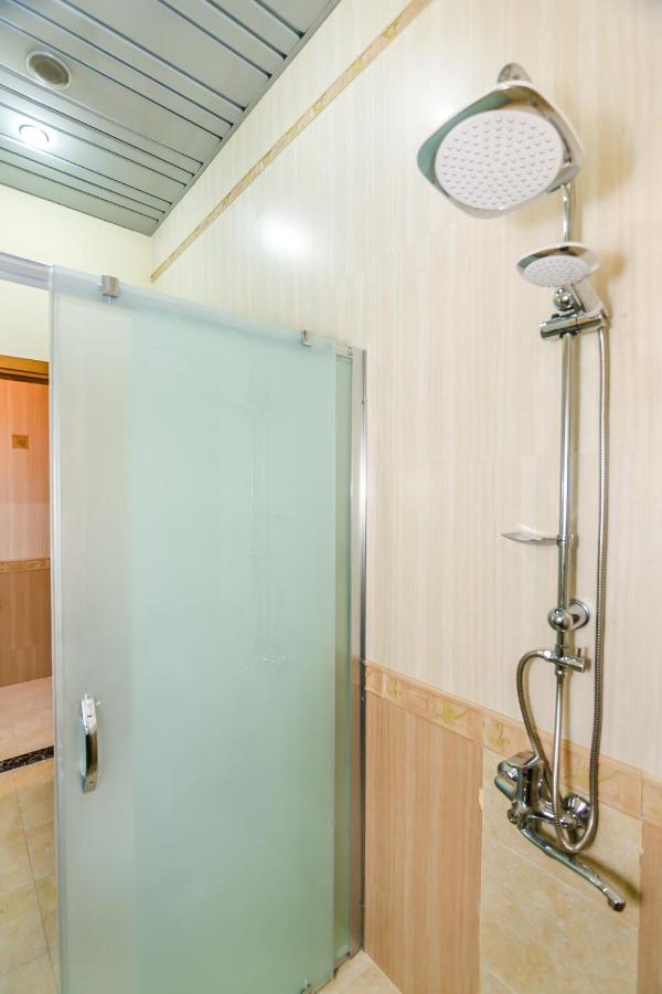 F1 Track & Luxury Apartment Near Hilton Hotel photo