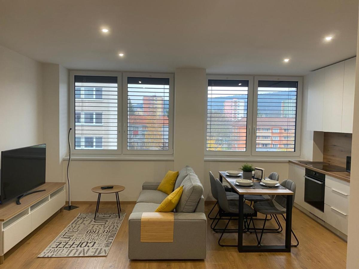 LUXURY LIVING, Trencin - Harga Terbaru 2022
