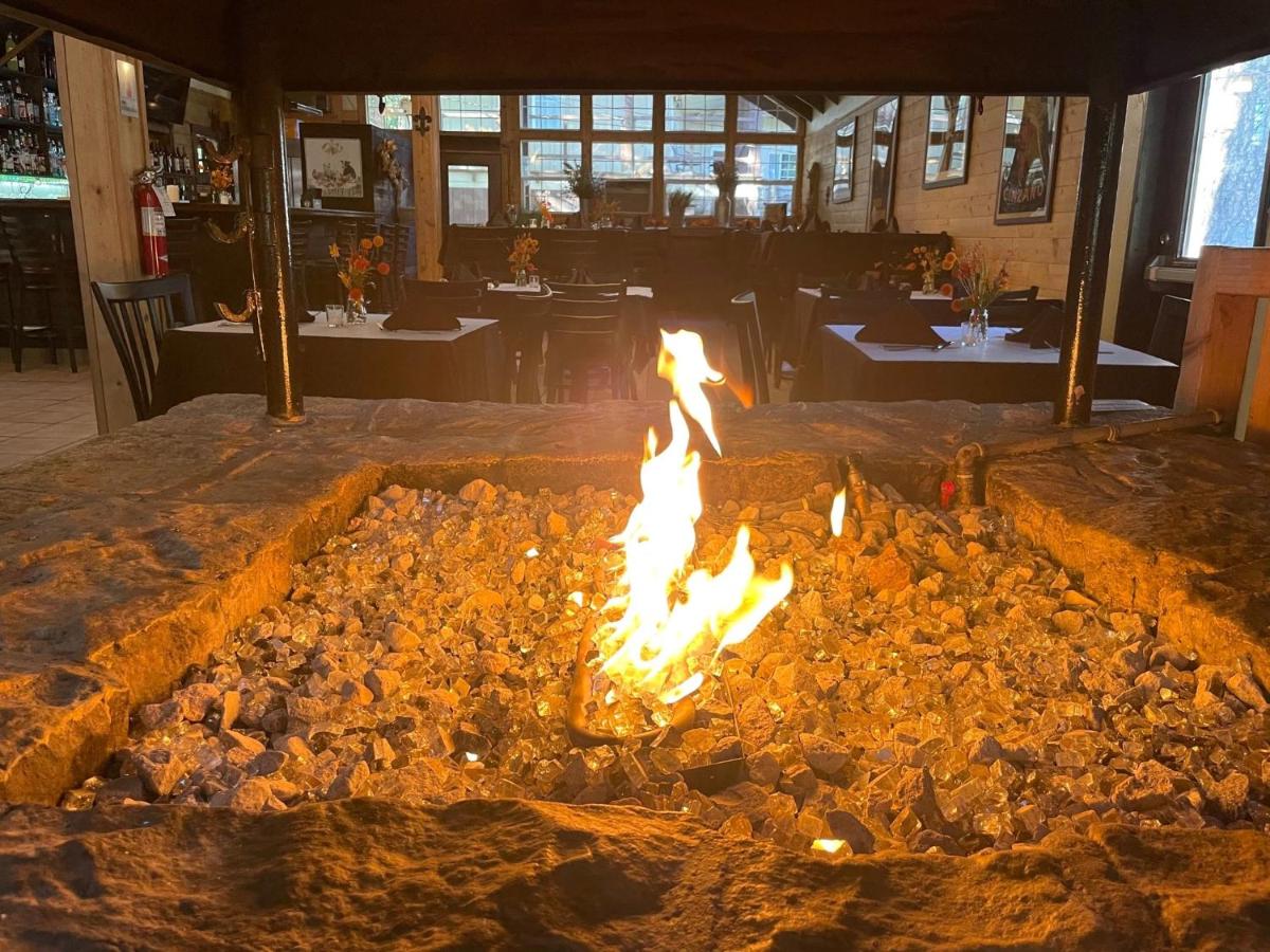 Shasta Inn — photo 17