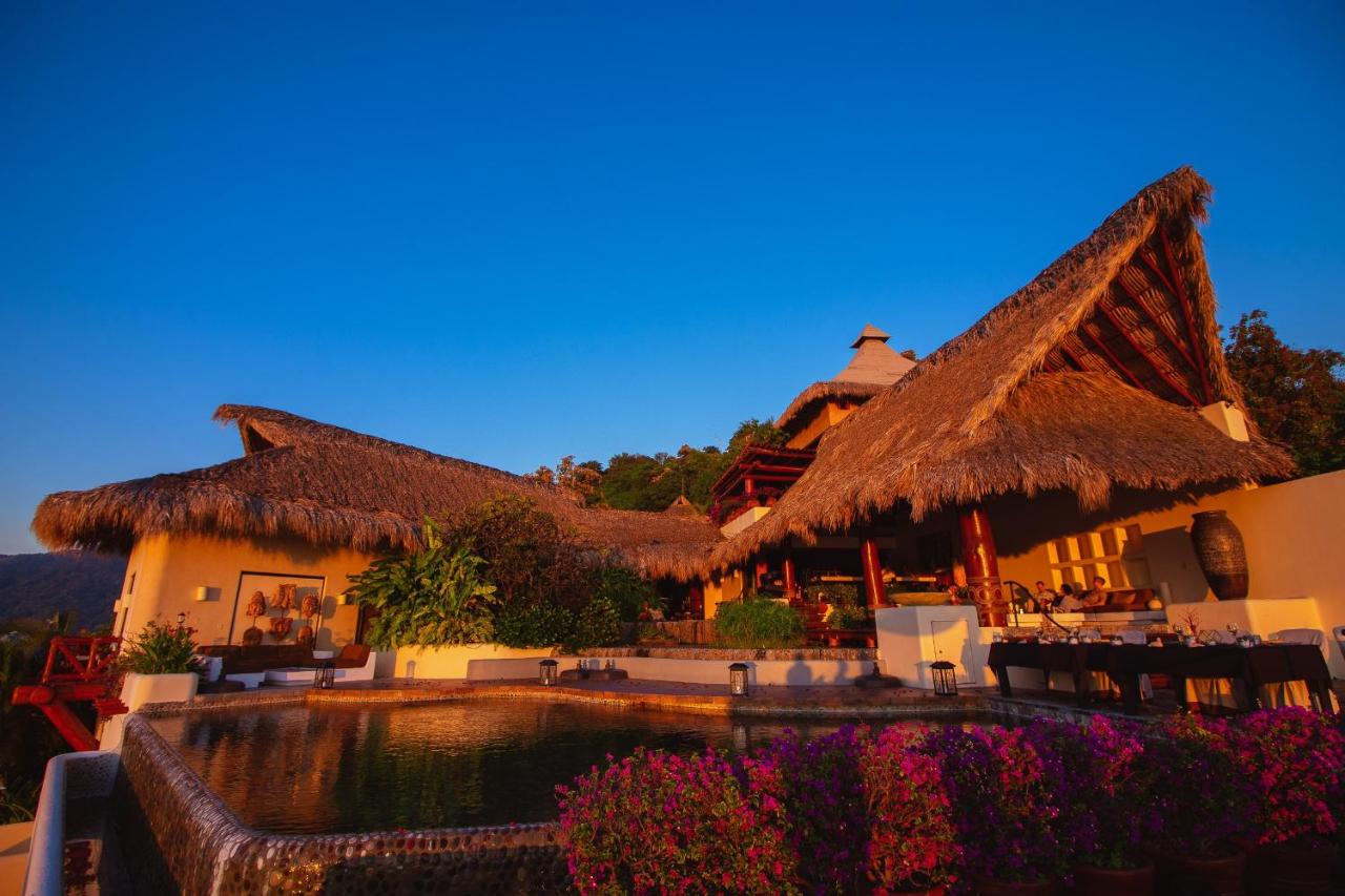 Tentaciones Hotel & Lounge Pool - Adults Only photo