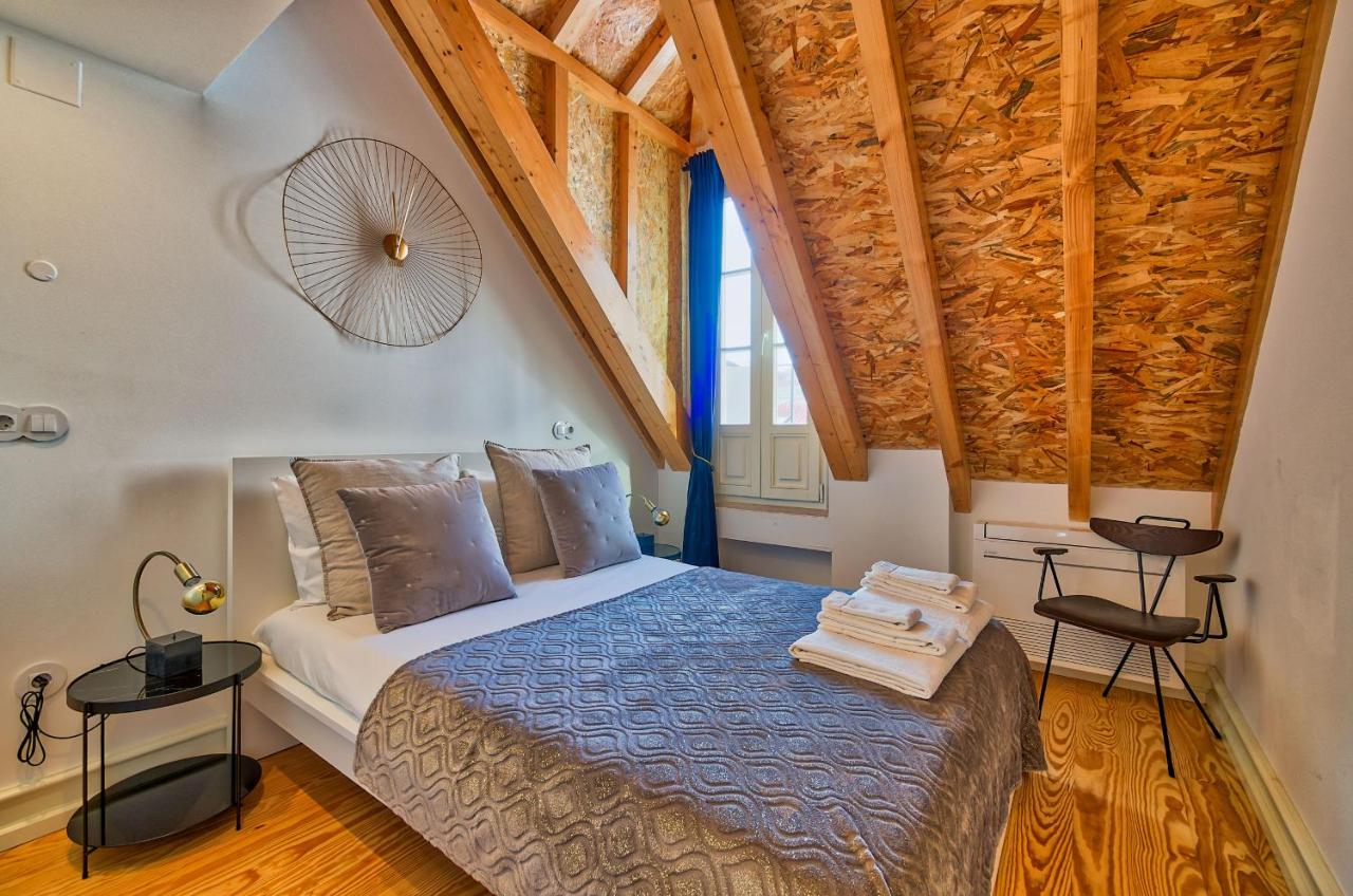 Nomad's Augusta Collection Lisbon - 2