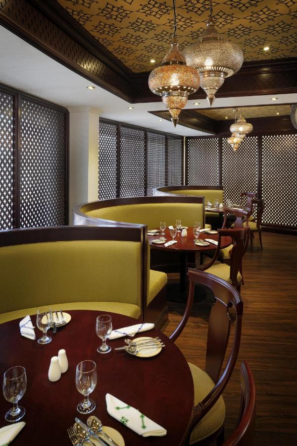 Al Safir Hotel photo