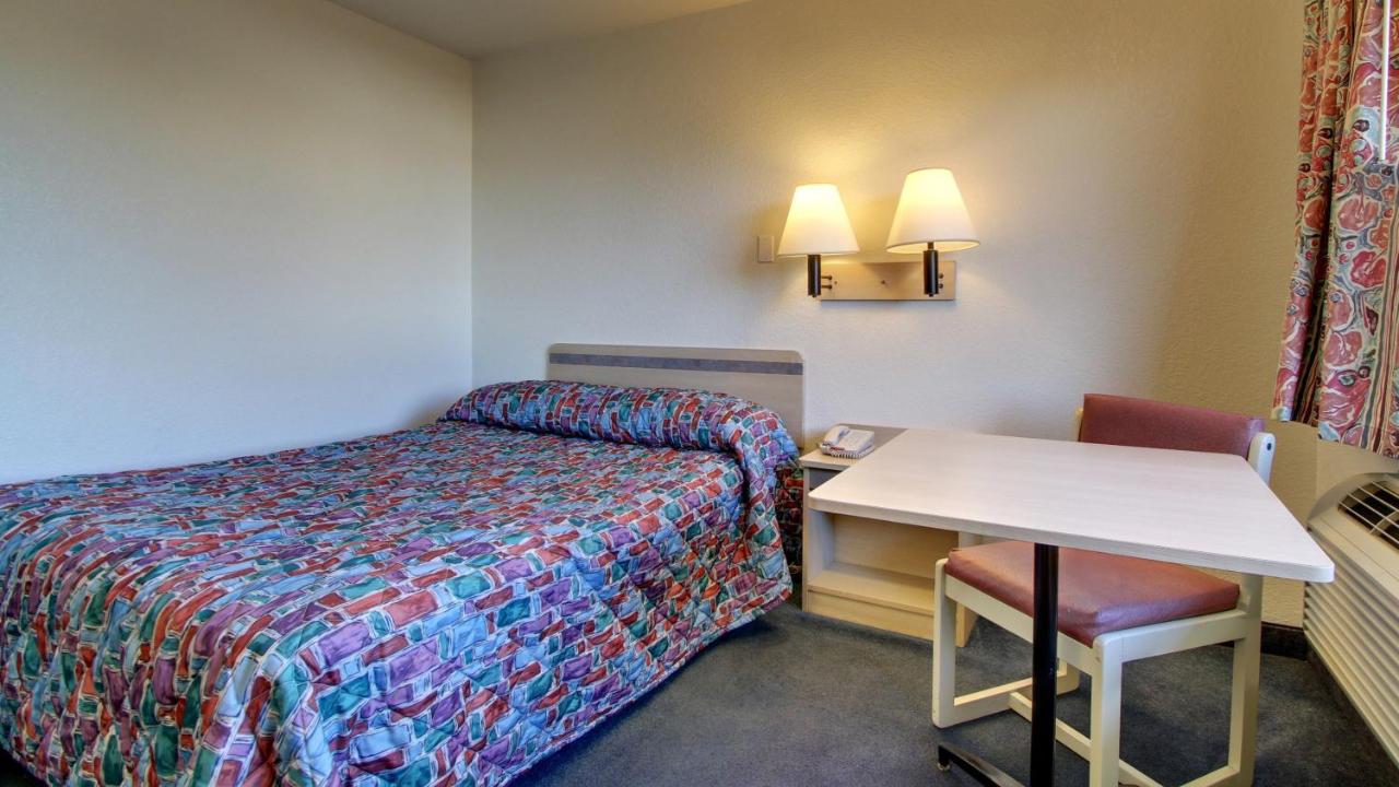 Owensboro Motel — photo 19