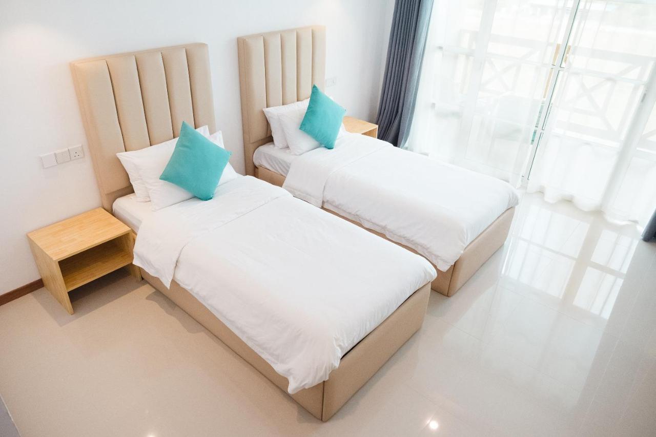 Sunrise by white sand dhigurah - 2