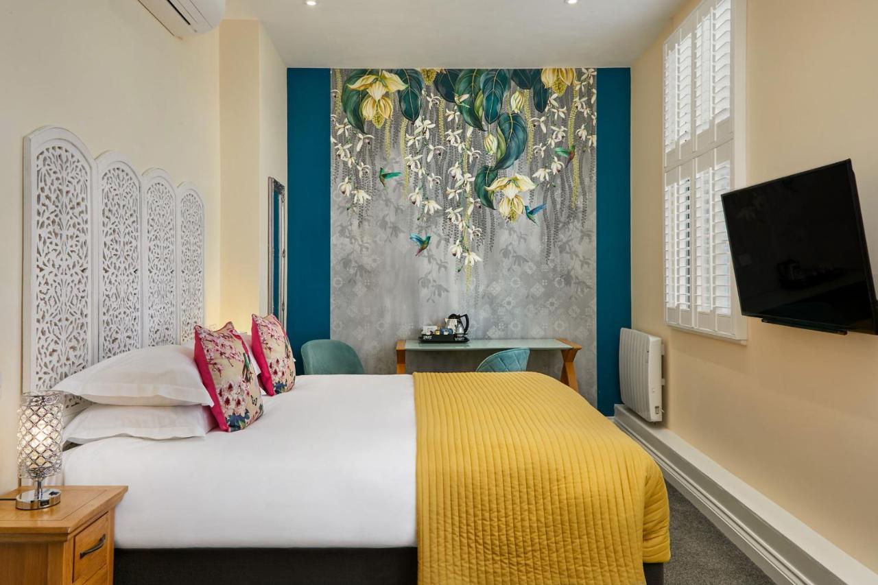 The Royal Adelaide Hotel - Laterooms