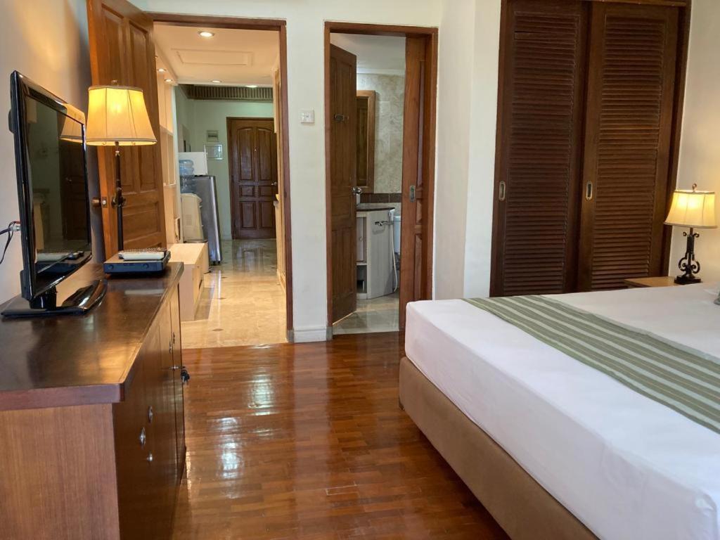 Coastal Suite at Jayakarta Residence - 4