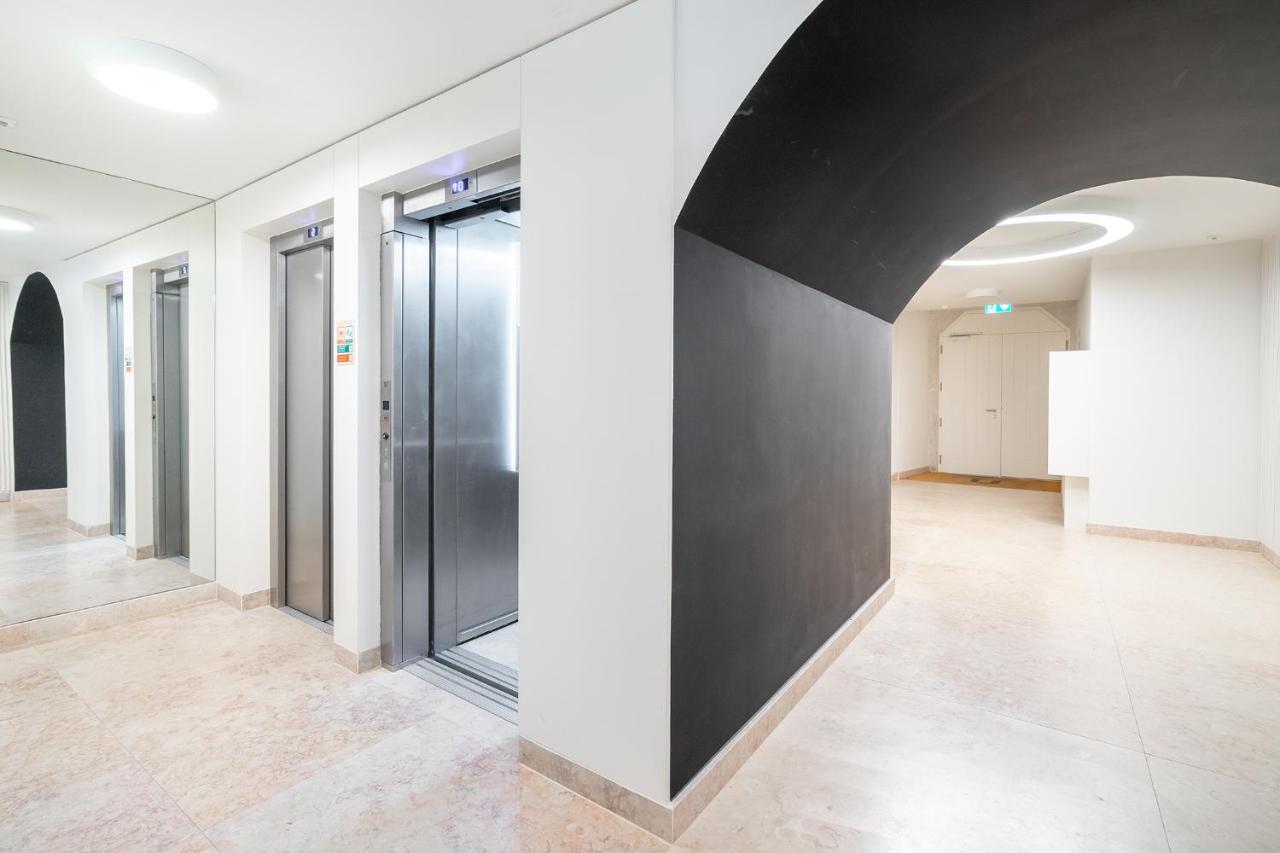 WHome Prime Location Contemporary Luxury Apartment w/ AC & Elevator - 5