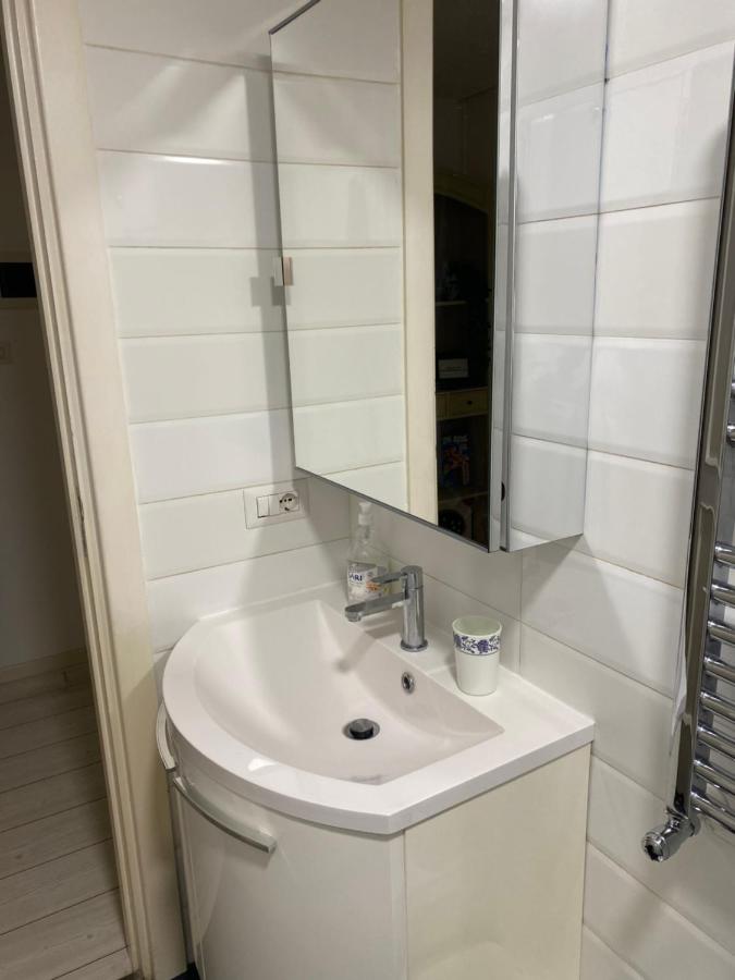 Paola Colosseum III - 3