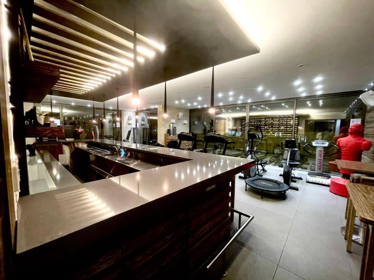 Hayali Suites photo