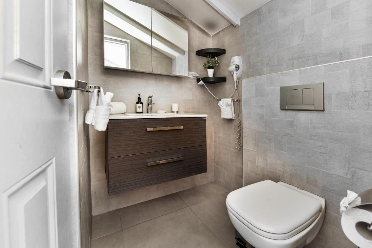 Boutique Hotel Swiss Paradise Aruba Villas and Suites - 4