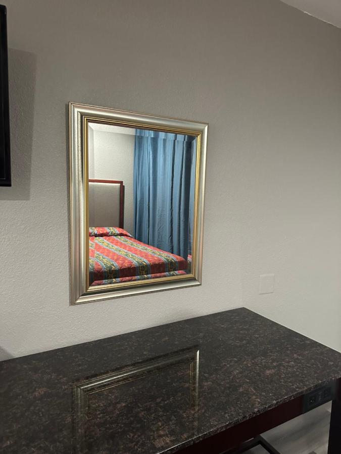Royal Motel — photo 12