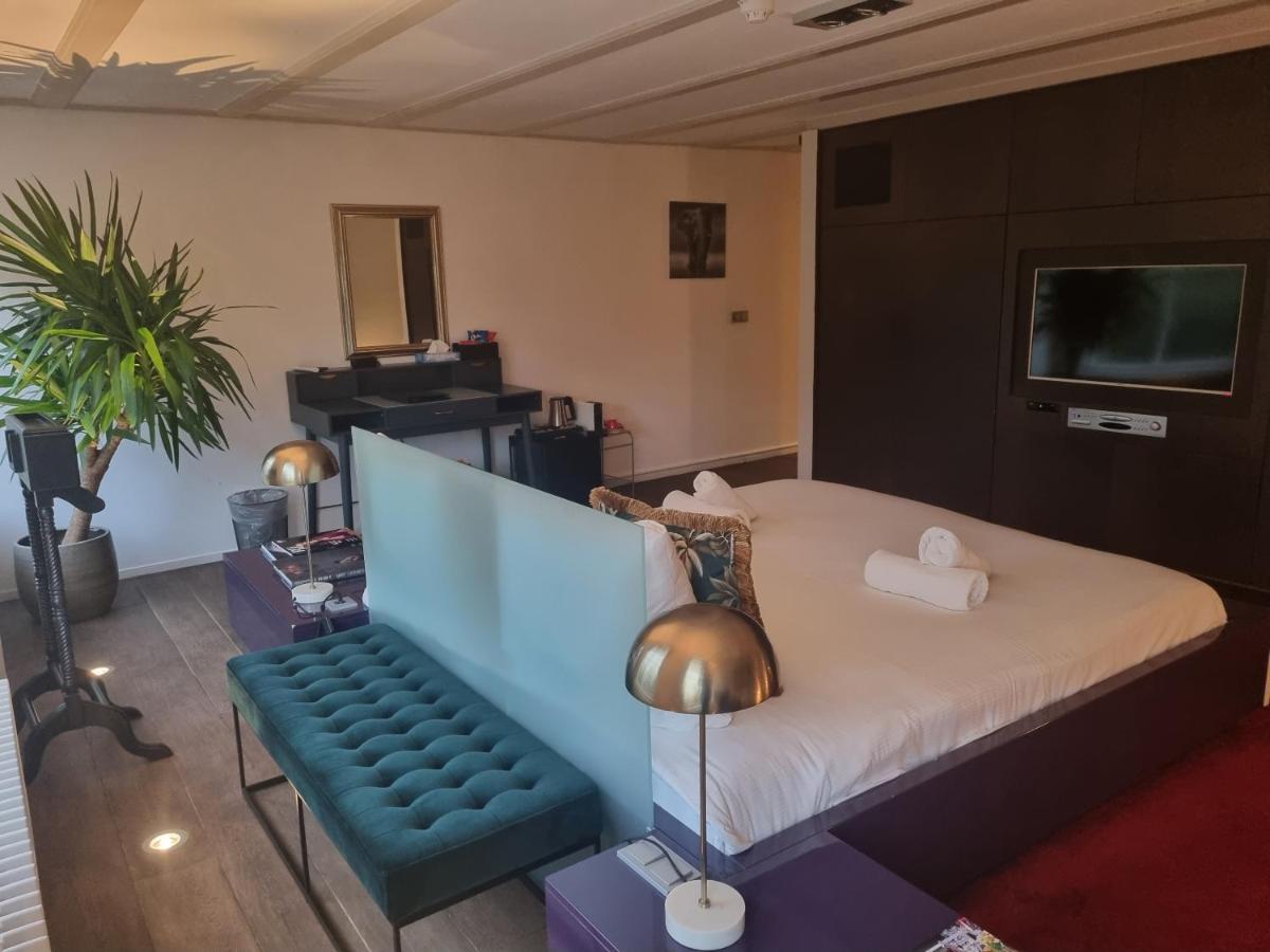 Hotel Oldenburg photo