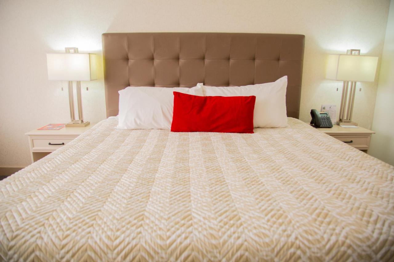 Taormina Hotel and Casino-Adults Only photo