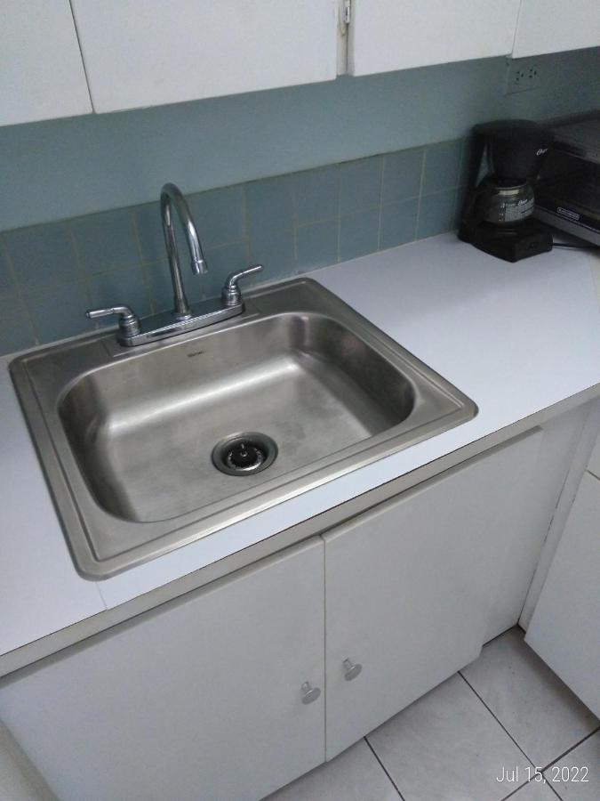 Irresistible View-Mobay Club 1408 - 2