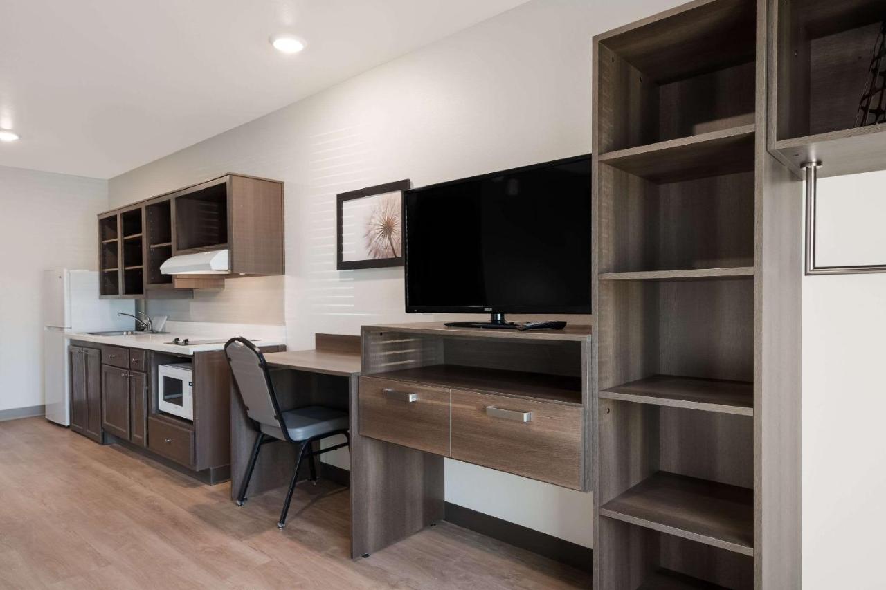 WoodSpring Suites Phoenix-Deer Valley — photo 4