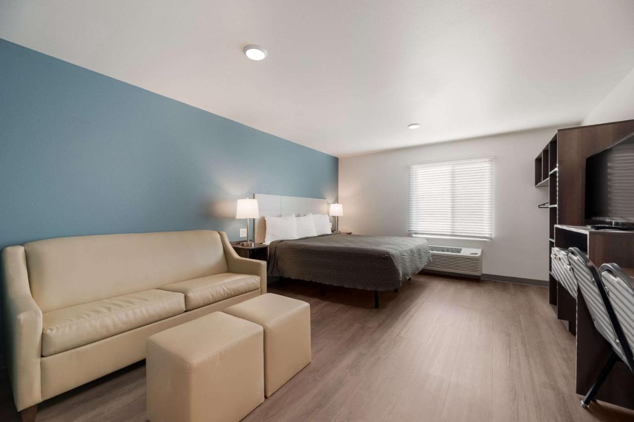 WoodSpring Suites Phoenix-Deer Valley — photo 16