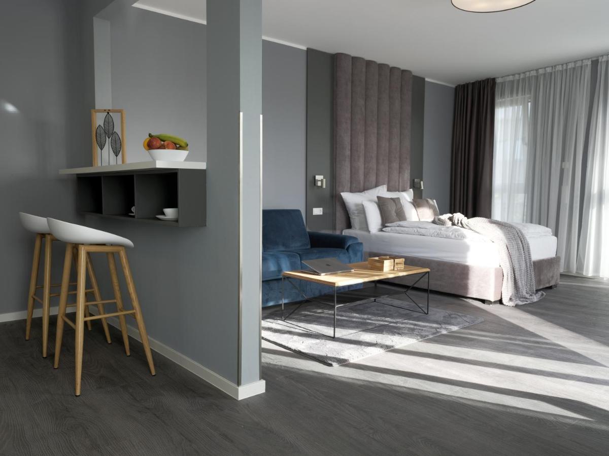 THE ROOMS - Hotel & House