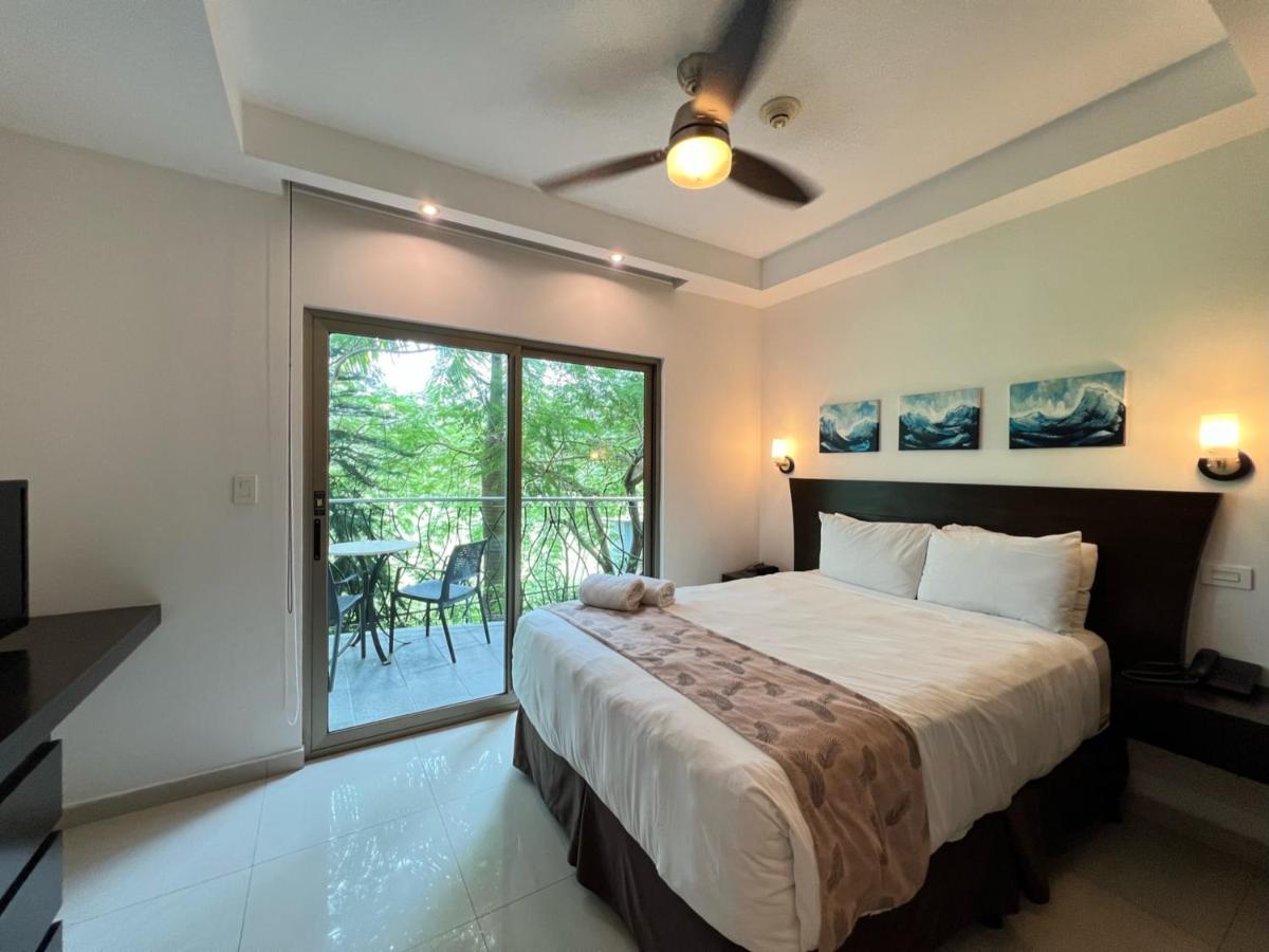 Oceano Boutique Hotel & Gallery photo