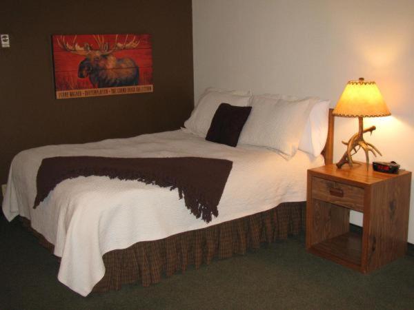 Covered Wagon Motel — photo 10