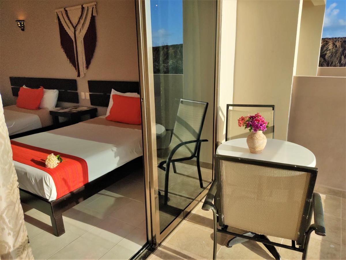 Hacienda Morelos Beachfront Hotel photo