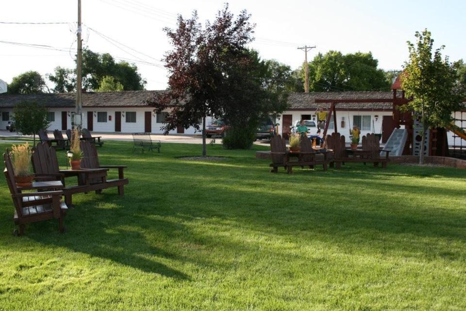 Covered Wagon Motel — photo 22