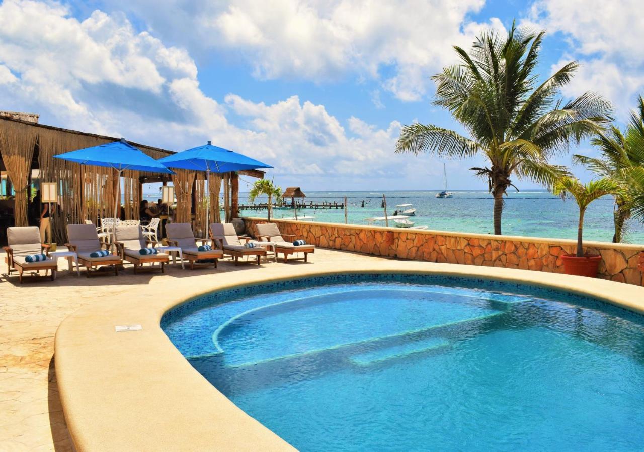 Hacienda Morelos Beachfront Hotel photo