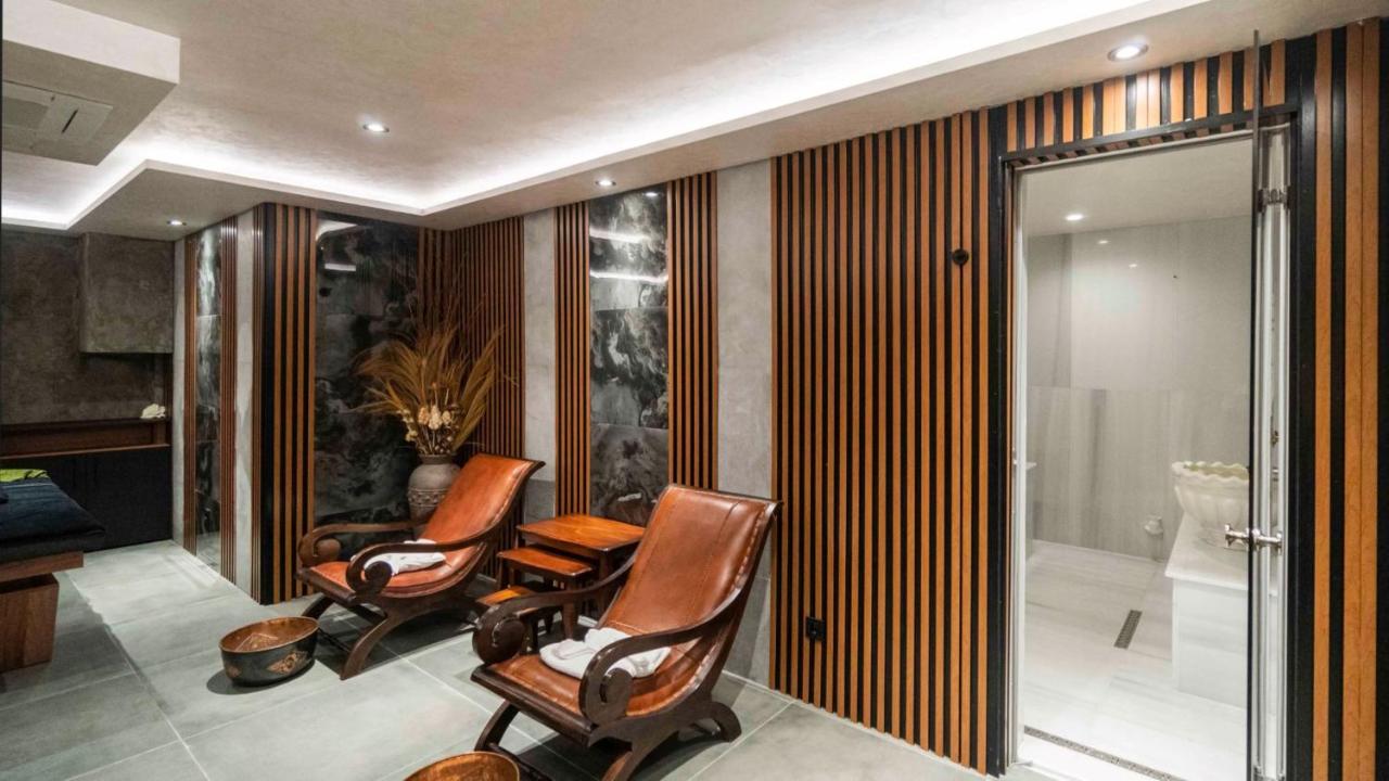 Ramada by Wyndham Sofia City Center photo