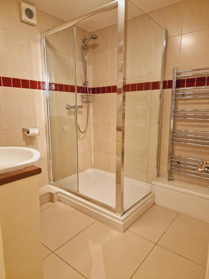 Wentworth House Deals & Reviews,