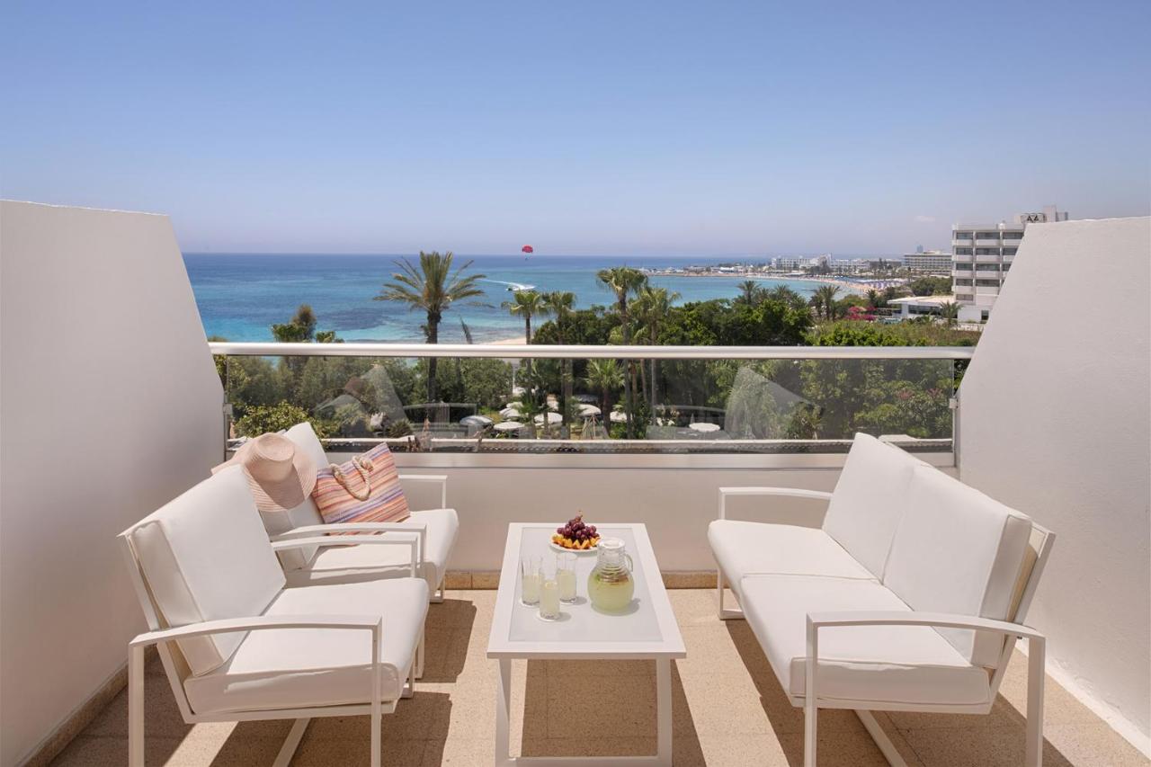 Grecian Sands Hotel photo