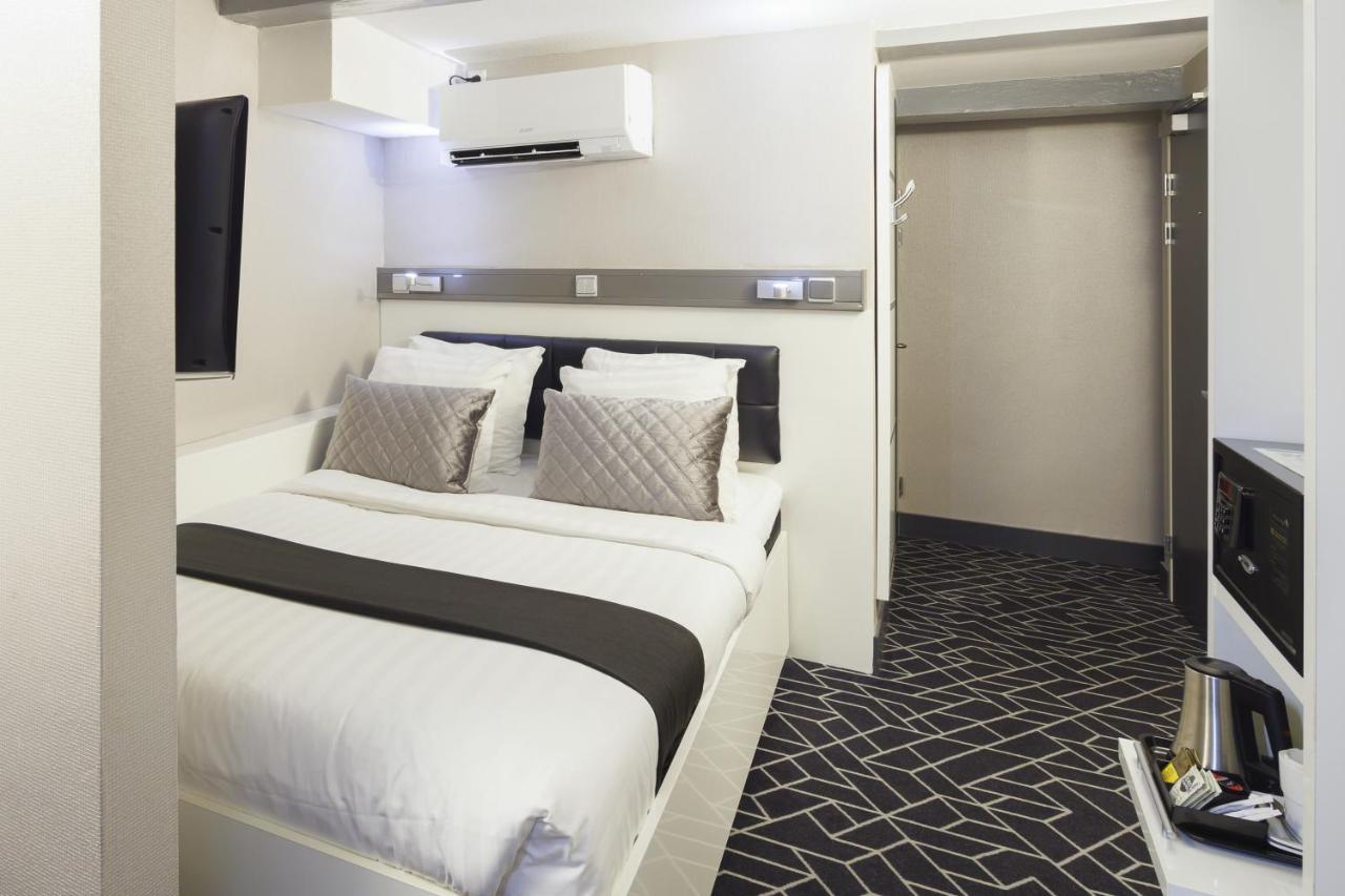 Hotel CC - 4