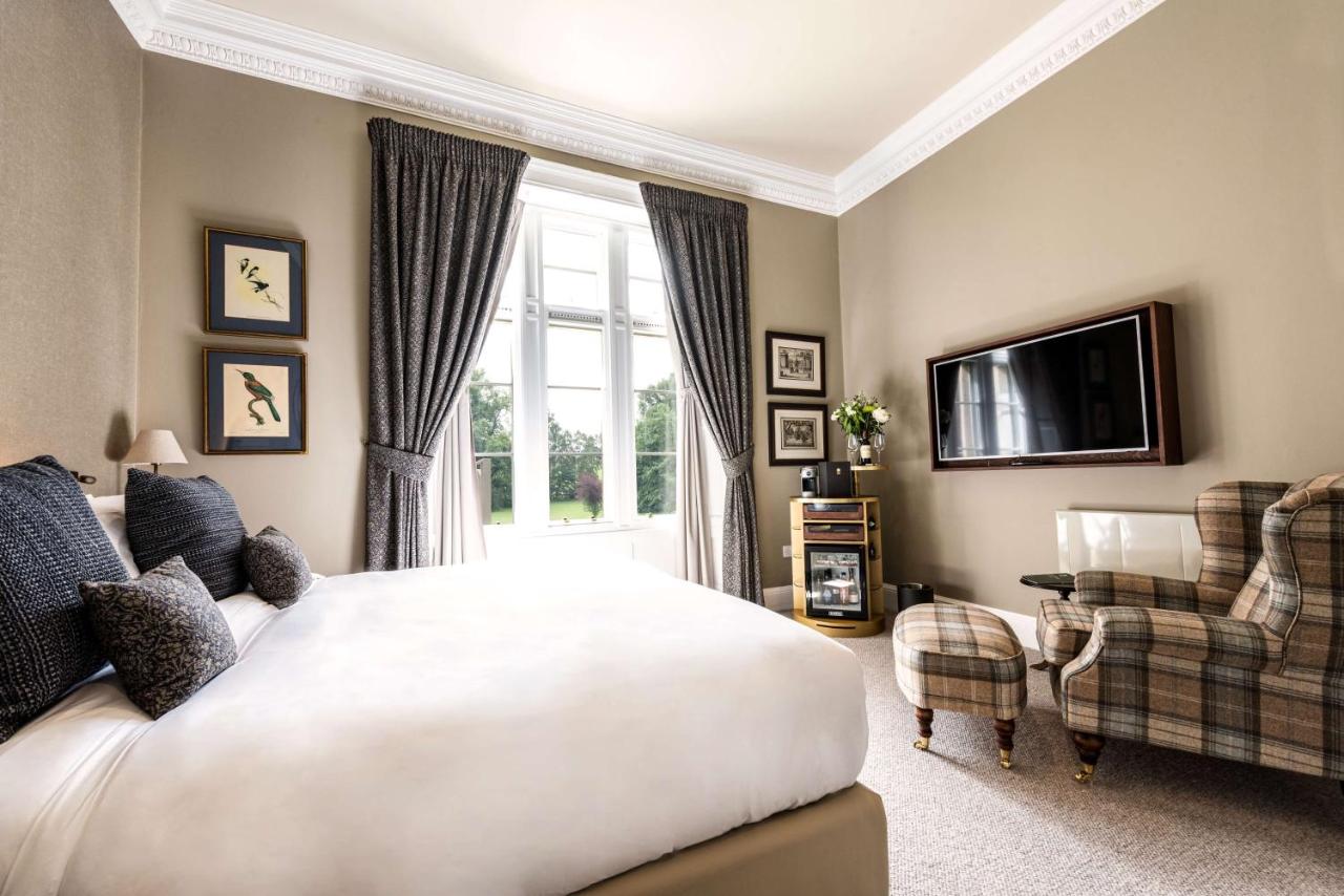 Deluxe Castle King Room