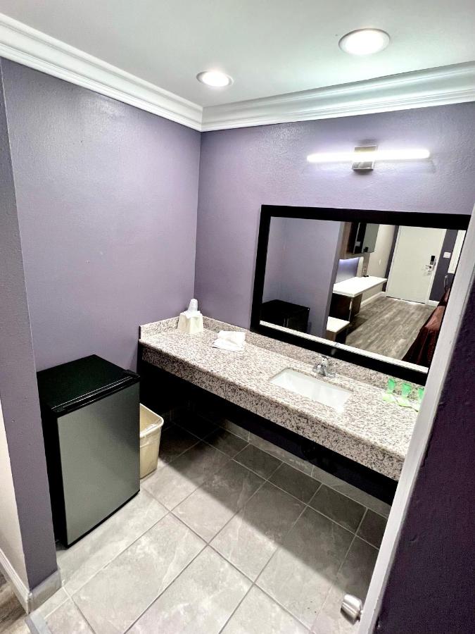 Paradise Inn — photo 12