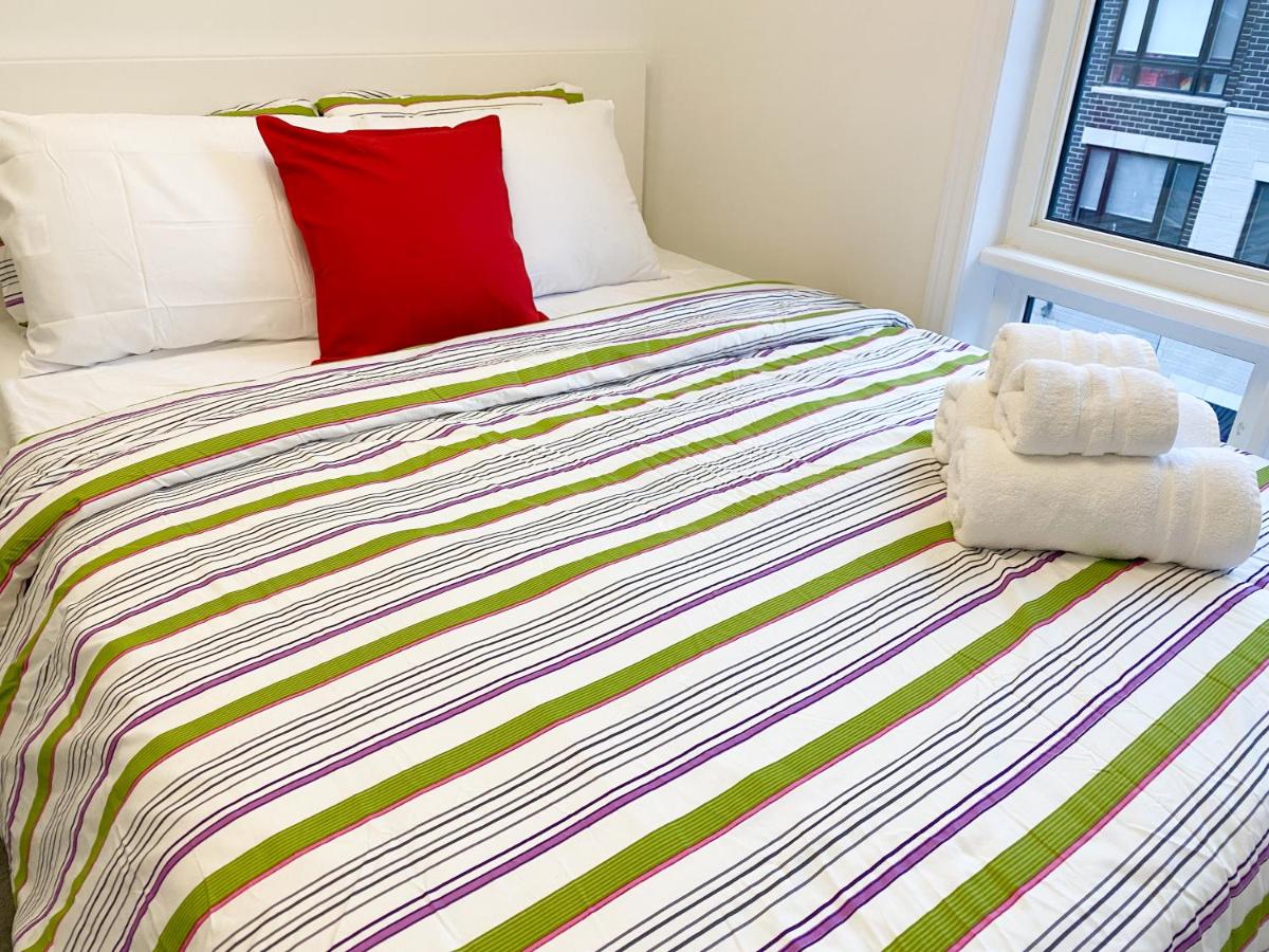 Relaxing Private Bedrooms in Whitby near Beach photo