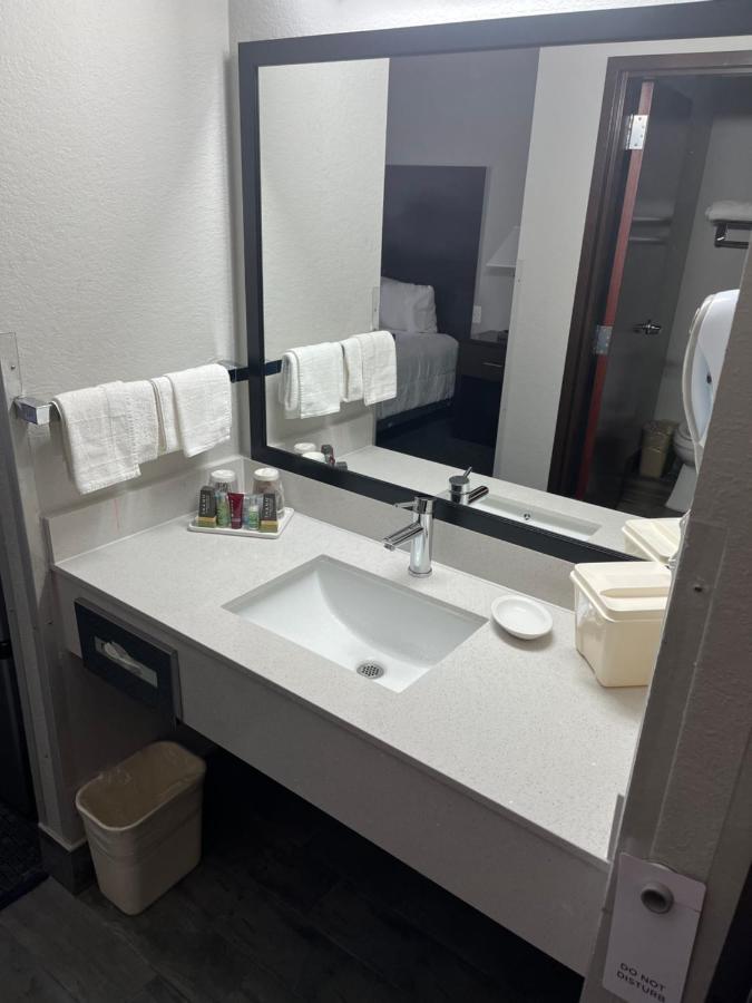 Lea County Inn — photo 8