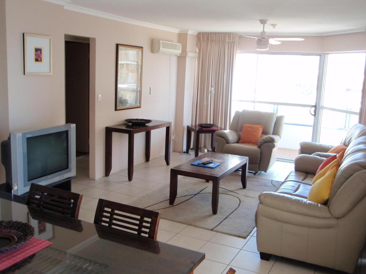 Grosvenor Beachfront Apartments Surfers Paradise photo