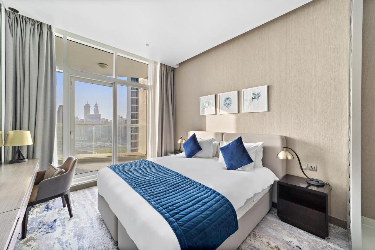 ALiving Luxury Studio with Canal Views I DAMAC Maison Prive 2512 - 2