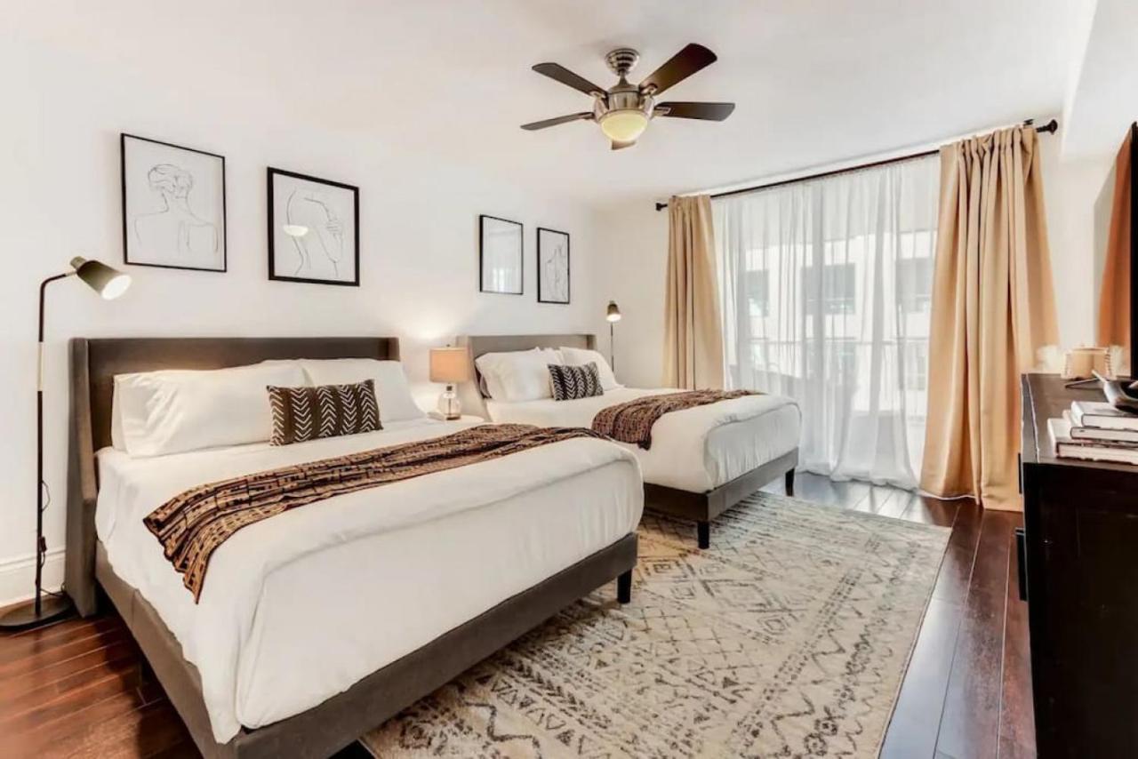 Elegant 1BR APT w balcony and stunning bay view - 2