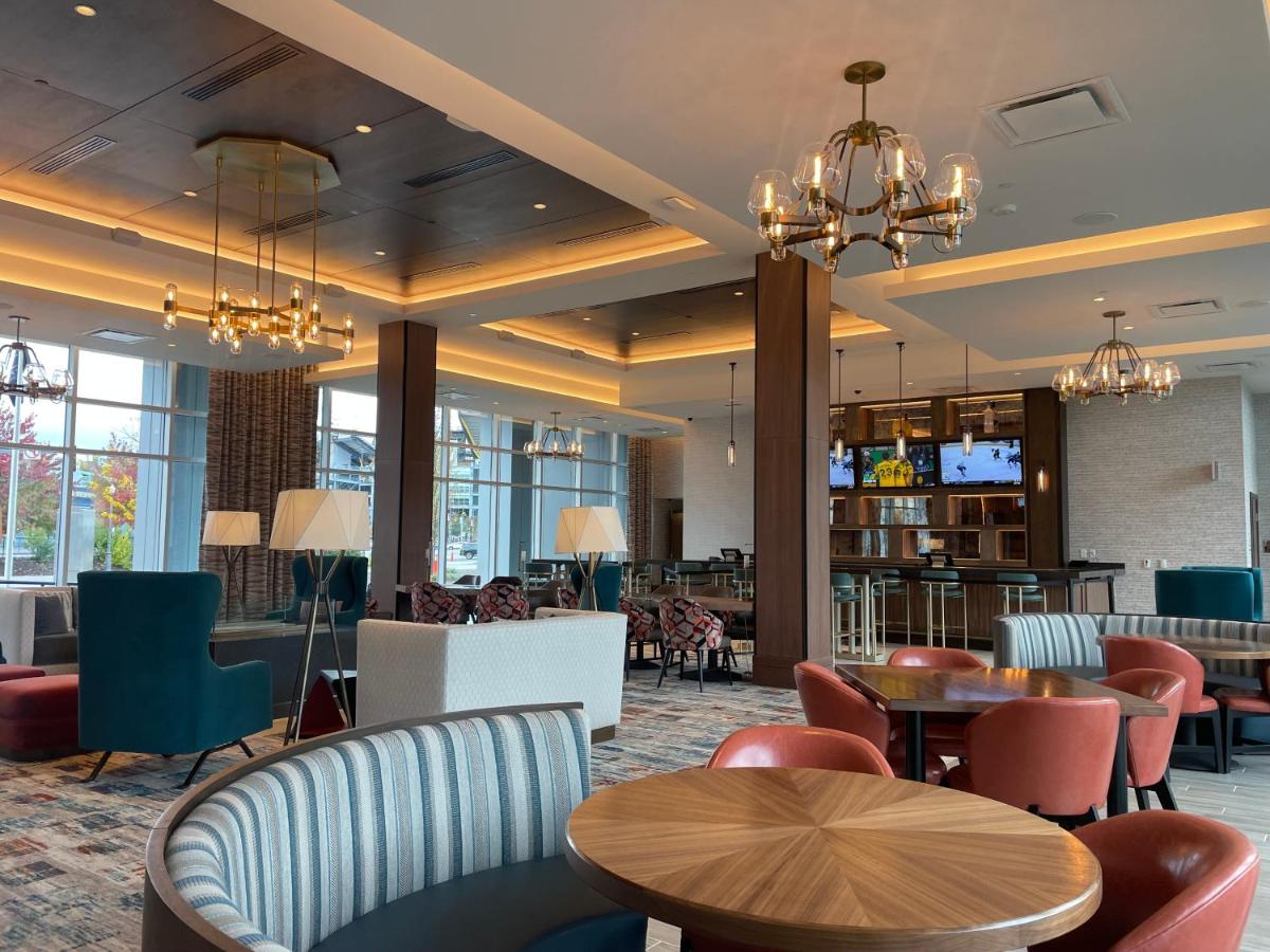 The Landing Hotel at Rivers Casino Pittsburgh — photo 16