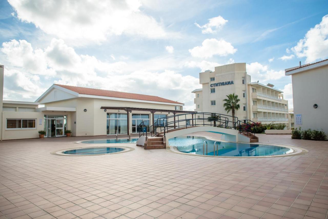 Cynthiana Beach Hotel photo