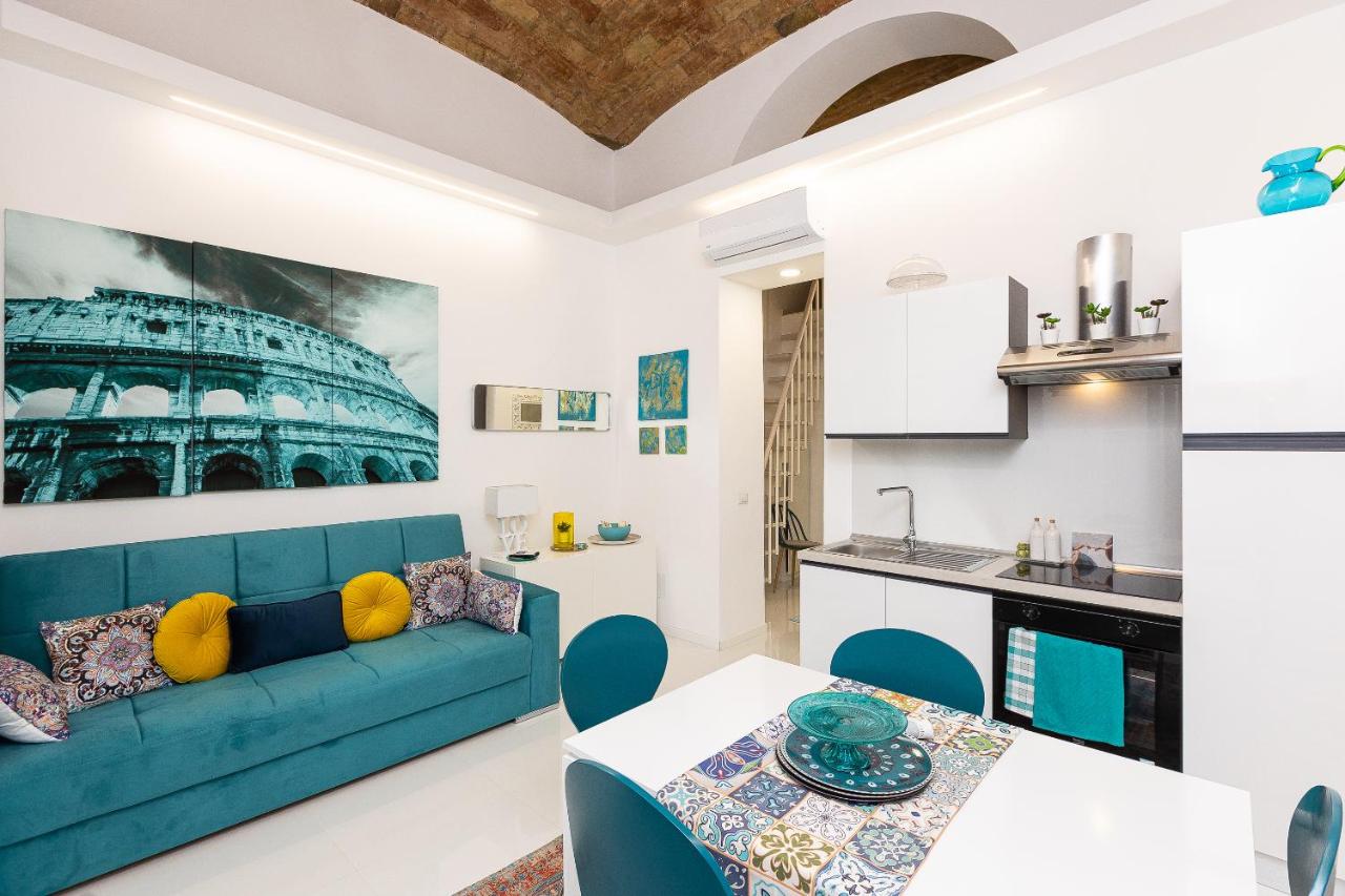 Colosseum Nest by Wall First - 4