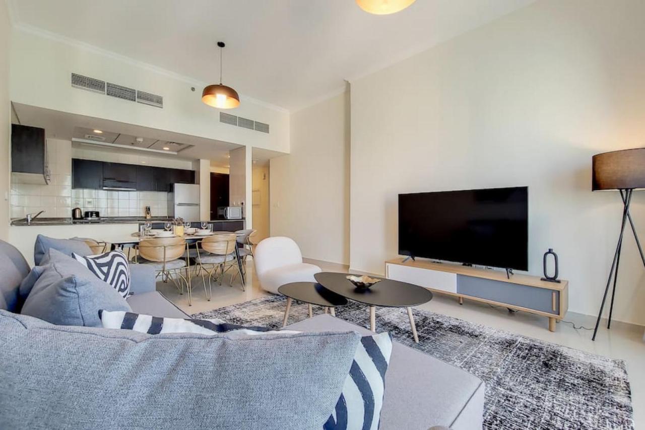 Vacationer Holiday Homes I Tranquil Two Bedroom I Bay Central Central Tower - 5