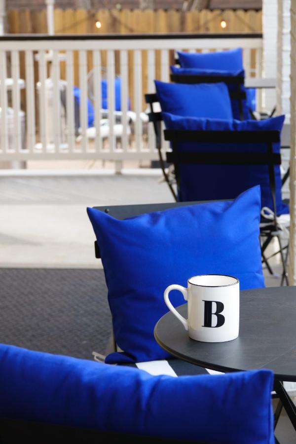 Bespoke Inn Flagstaff — photo 14