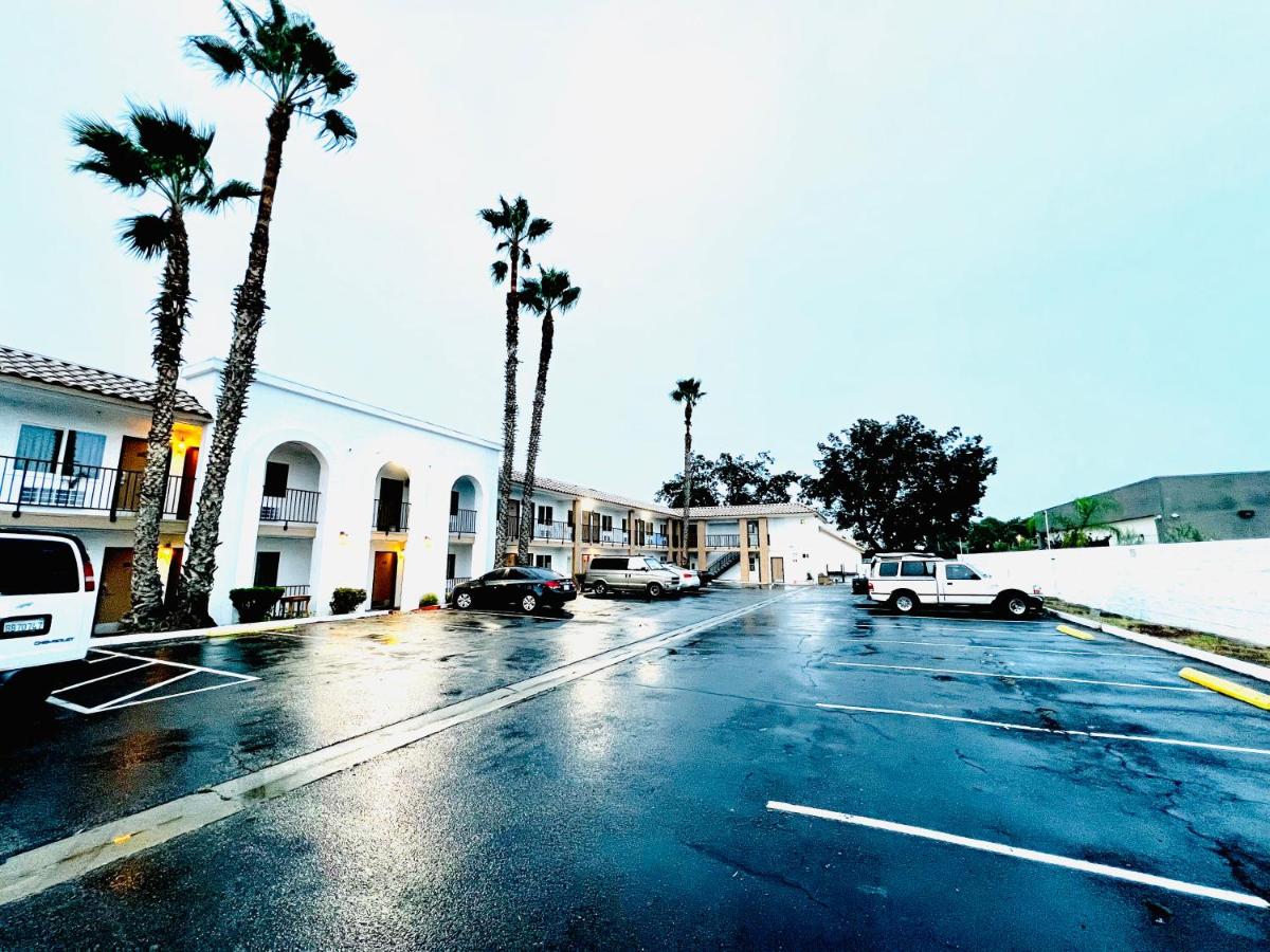 Casa Blanca Hotel - Cypress Buena Park, Anaheim Area — photo 10