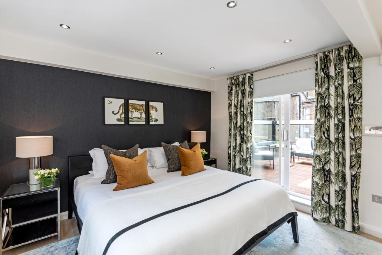 Guide to hotels perfect for those who want to stay near the Royal Albert Hall and experience the best of London's music scene. Whether you're looking for luxury or budget-friendly options, there's something for everyone.