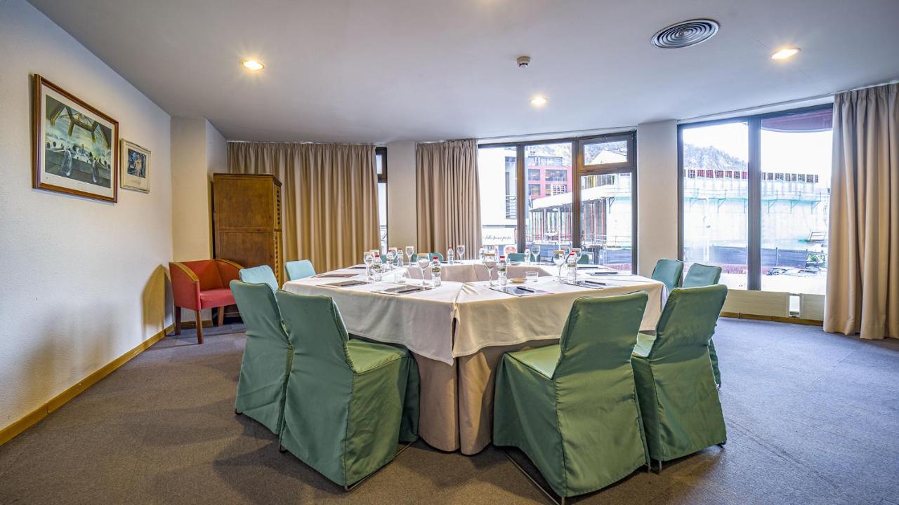 Roc Blanc Hotel & Spa photo